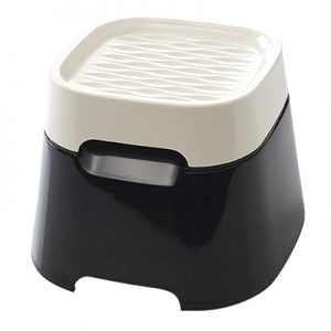 Savic ergo cube voerbak creme / zwart